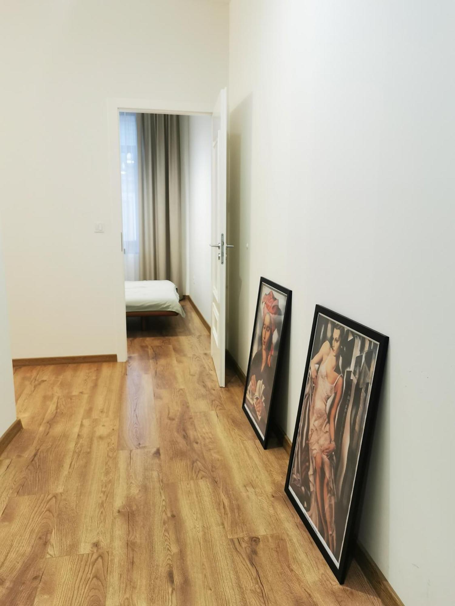 Atlas Apartment In The Historical Center Of Kosice With Free Private Parking Exteriör bild