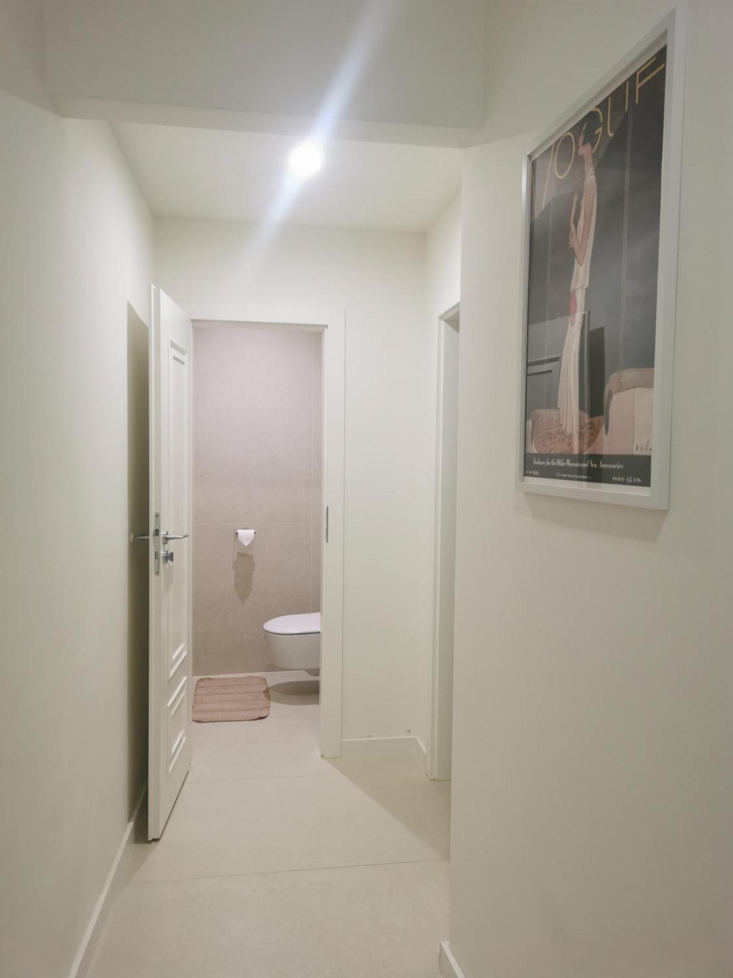 Atlas Apartment In The Historical Center Of Kosice With Free Private Parking Exteriör bild